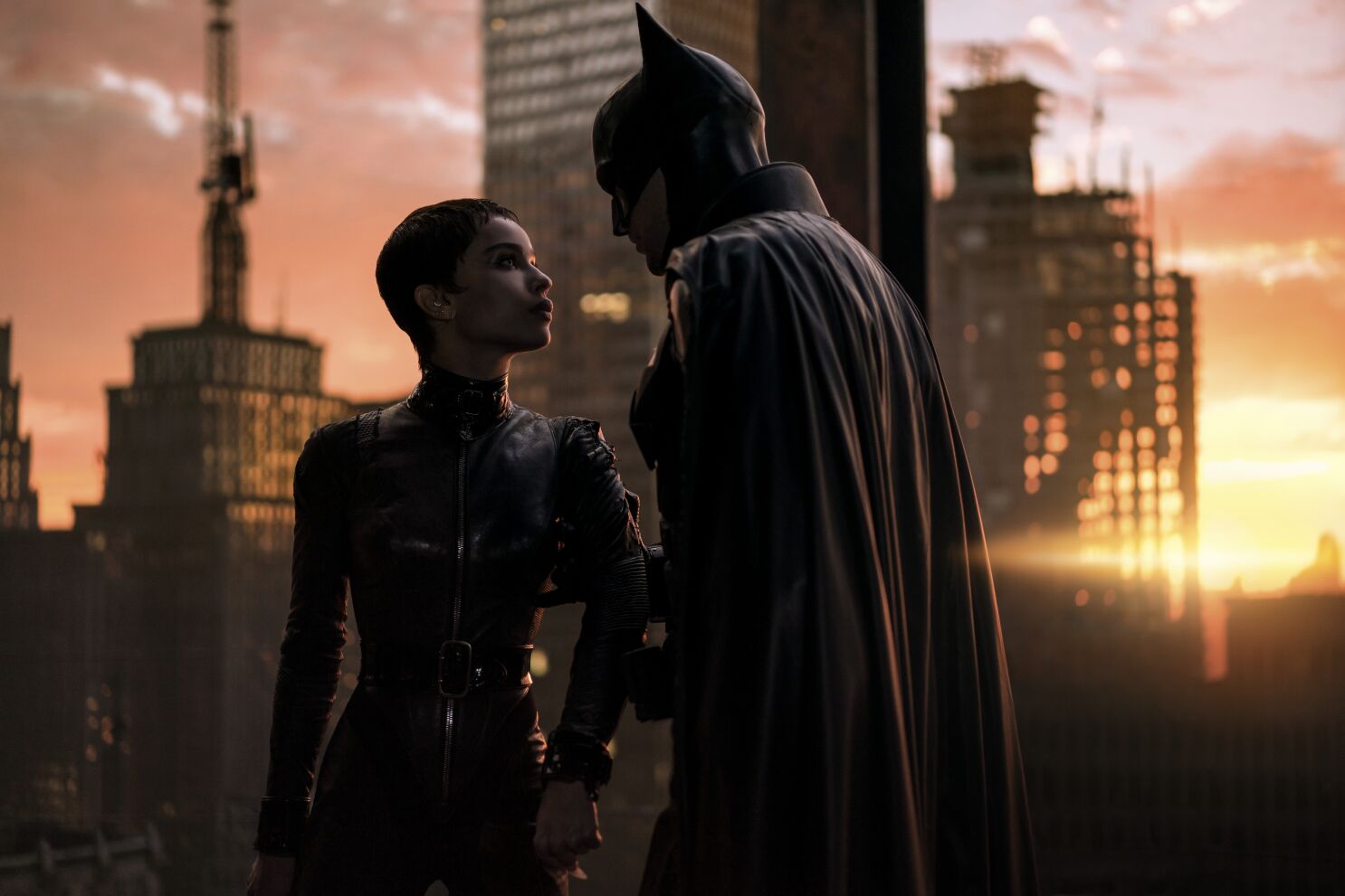 Reseña: Un Caballero de la Noche lúgubre en 'The Batman' - Los Angeles Times