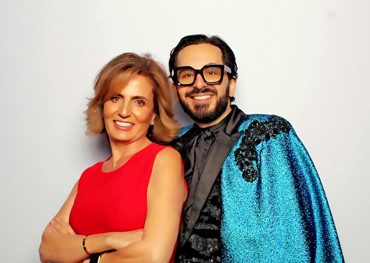 Michael Shayan plays his Iranian American mom in 'Avaaz' - Los Angeles ...