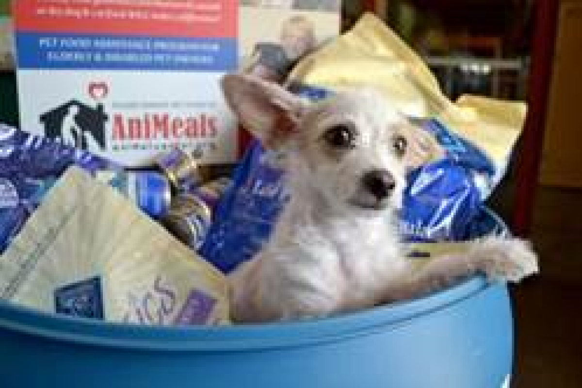 The Helen Woodward Animal Center’s AniMeals program offers “drive-through” pet food distributions at no cost to those who have recently lost jobs due to COVID-19.