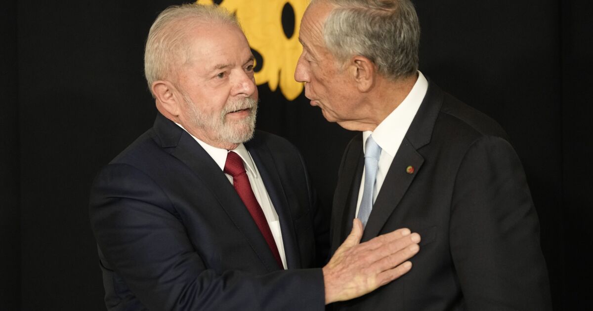 Lula do Brasil começa a reatar relações com Portugal