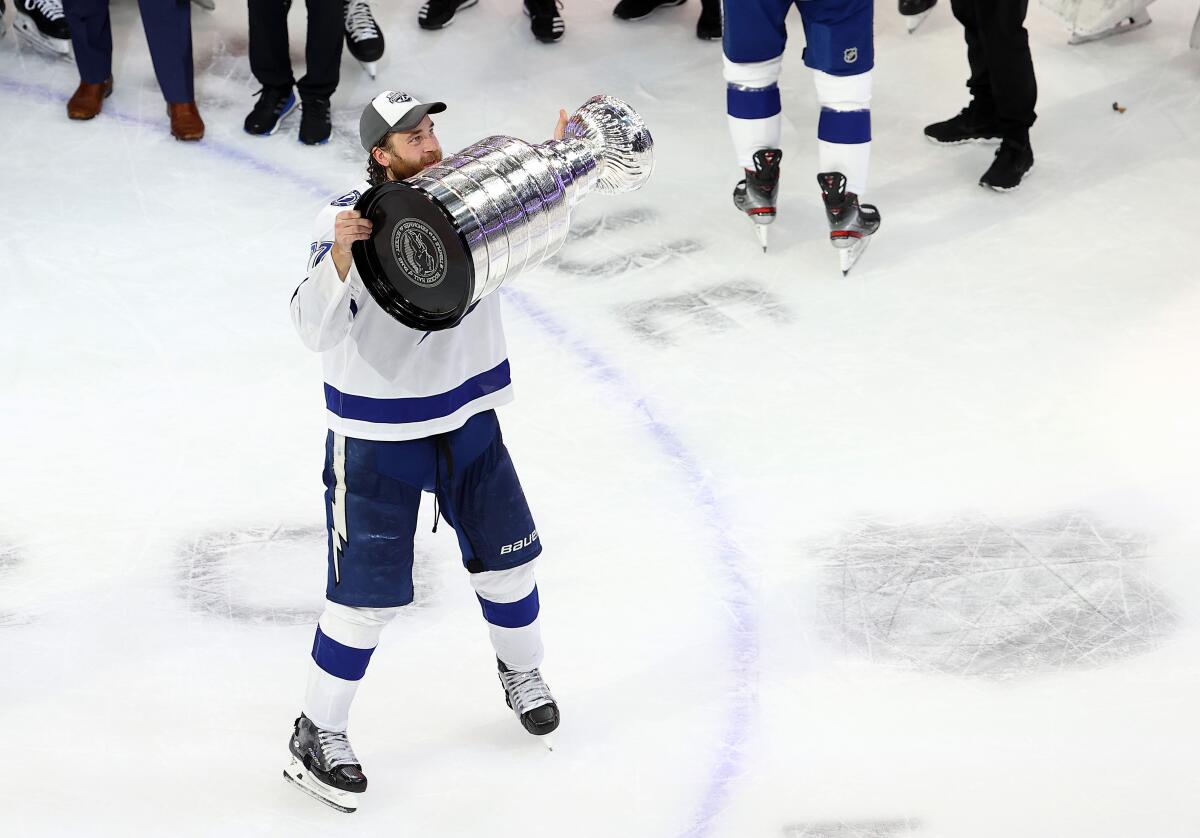 Tampa Bay Lightning Take on Edmonton Oilers Thursday Exclusively on ESPN -  ESPN Press Room U.S.