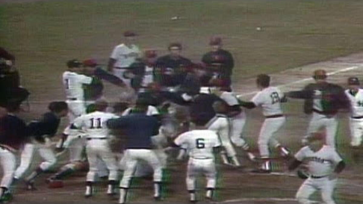 This day in sports: 'Basebrawl' for Yankees, Red Sox in 1976 - Los