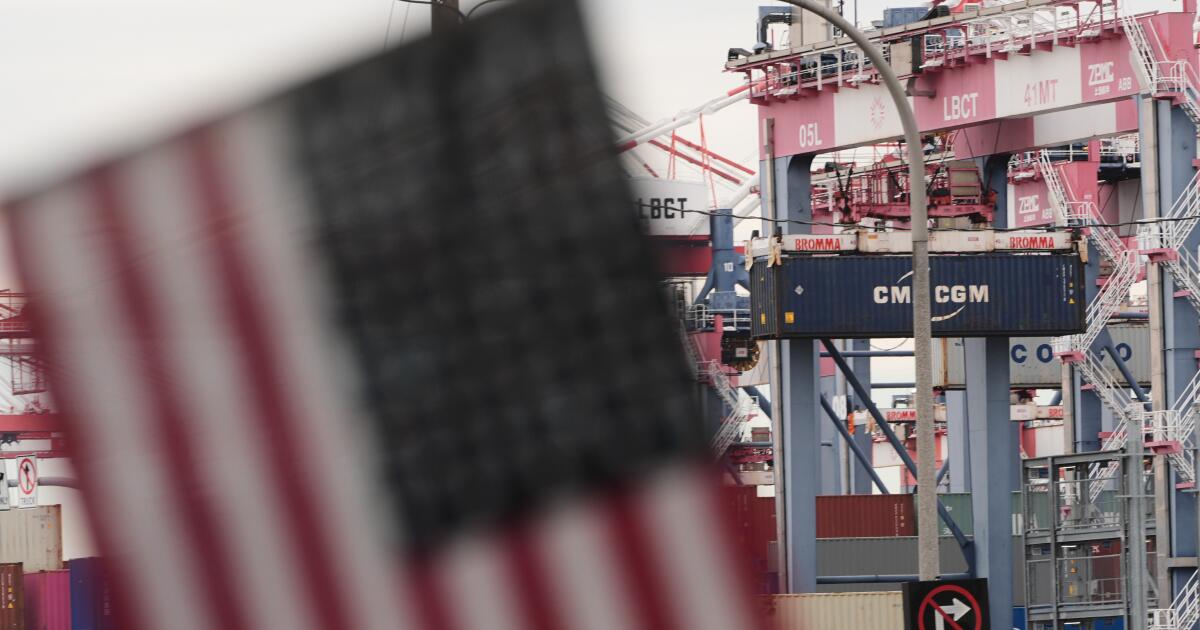 Como as tarifas de Trump foram declaradas ilegais, agora vem a difícil tarefa de emitir reembolsos