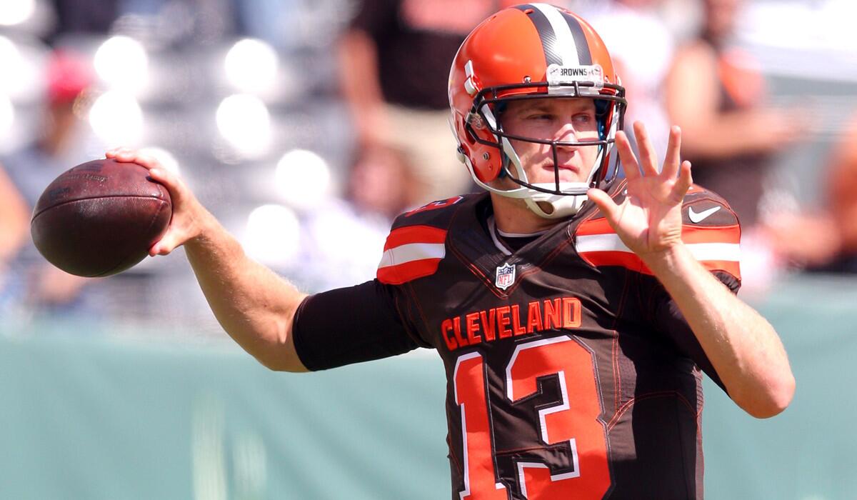 Cleveland Browns quarterback Josh McCown warms up before a game against the New York Jets on Sunday.