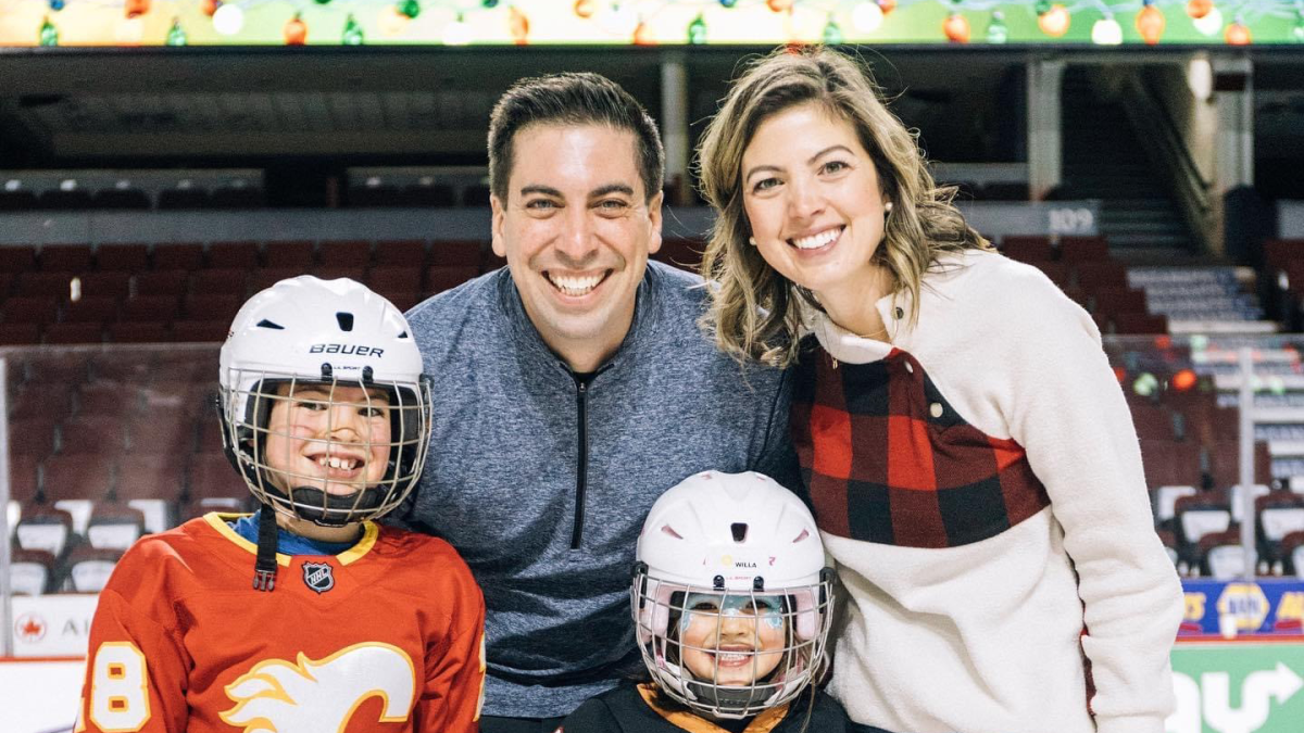 NHL executive Chris Snow displays resiliency despite ALS - Los Angeles Times