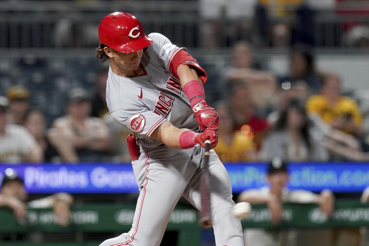 Fairchild's late RBIs help Reds beat Pirates to gain doubleheader