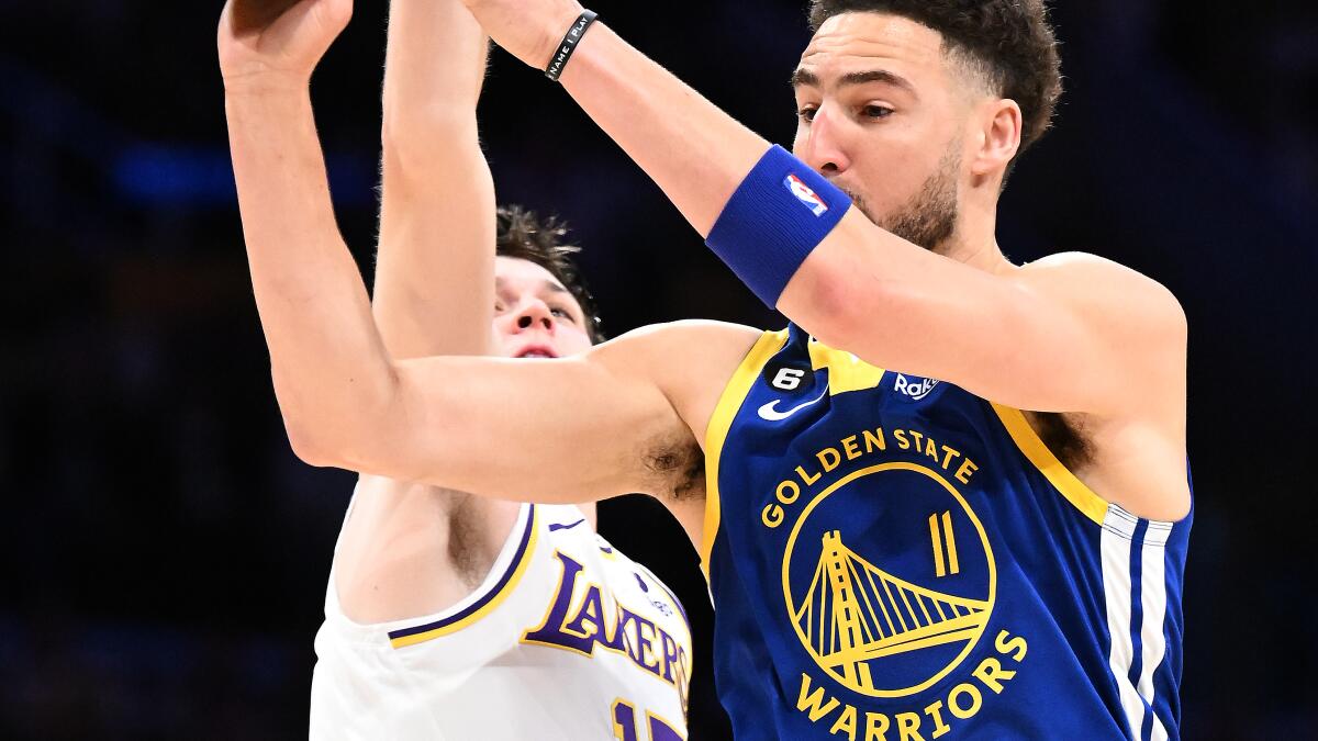Recap: Lakers beat Warriors in Game 4, take 3-1 series lead - Los Angeles  Times