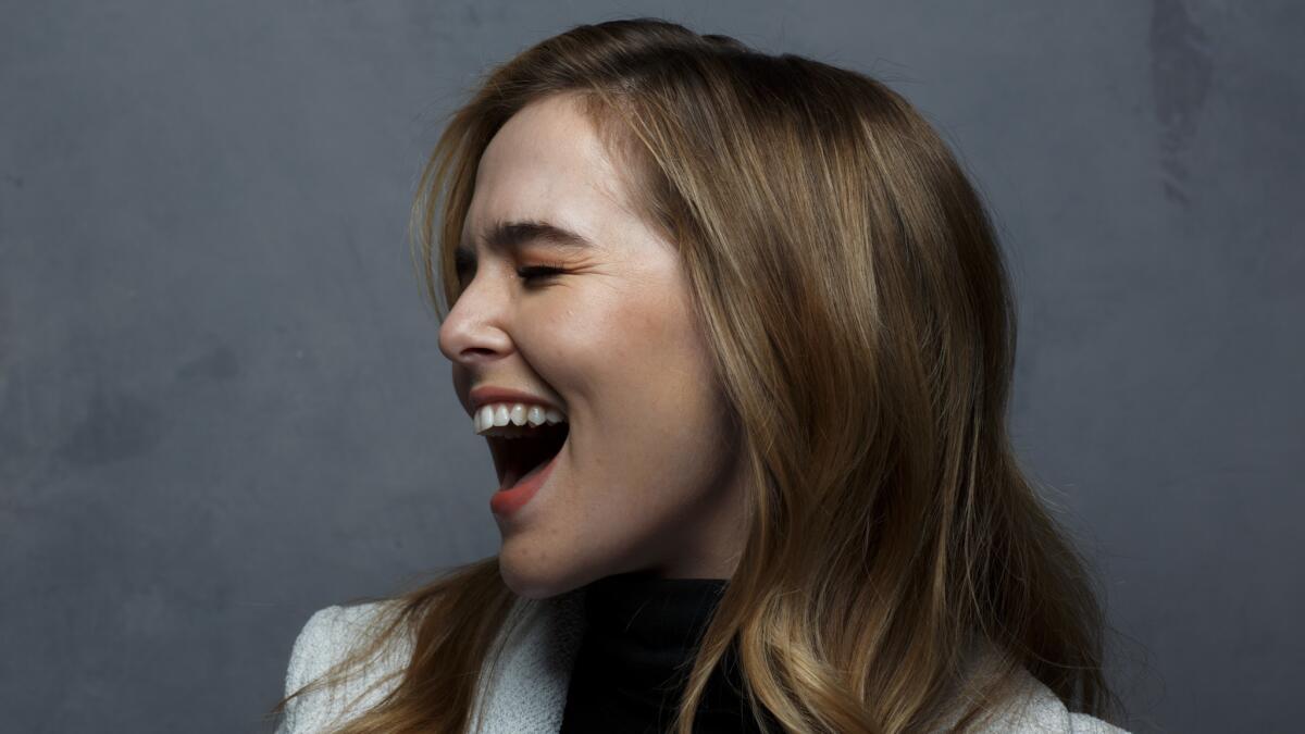 "The Politician" actress Zoey Deutch has recovered from a long bout with COVID-19.