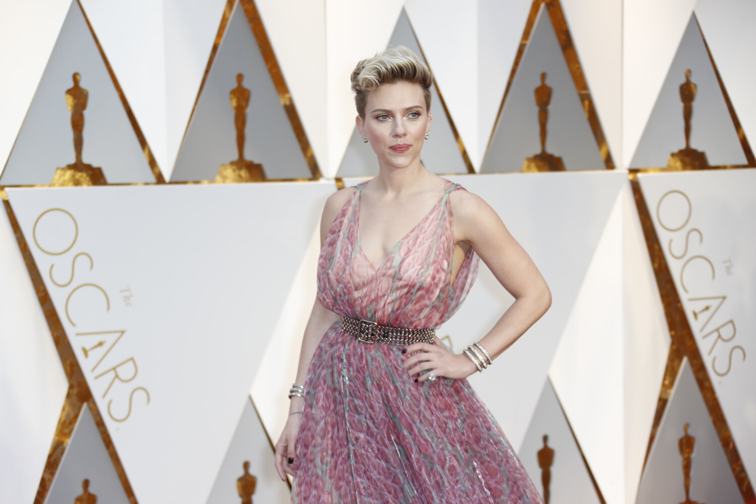 Scarlett Johansson, citing 'sexist' treatment, calls for Hollywood to 'step back' from Golden Globes