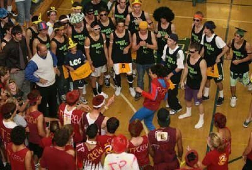 Lcchs Tphs Volleyball Fans Support Their Teams With Dance The San Diego Union Tribune