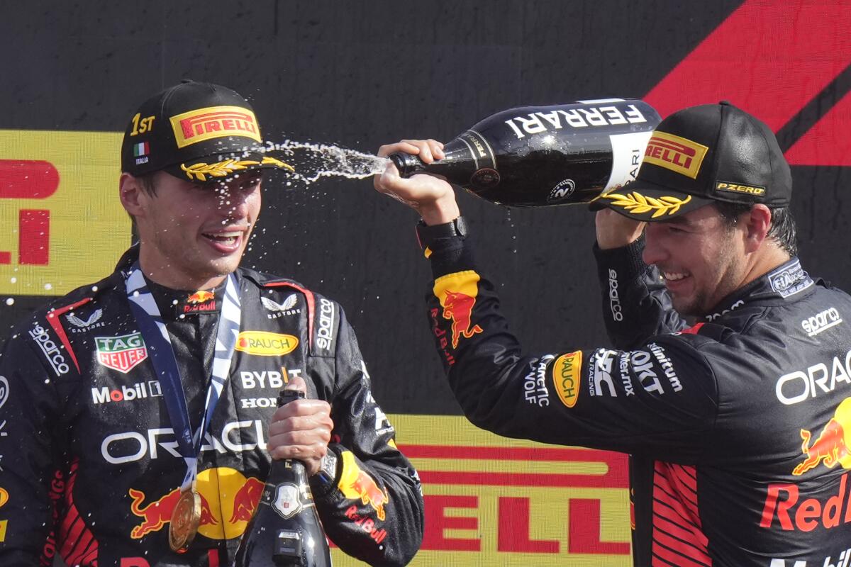 Red Bull – F1 Racing Team – Verstappen, Perez