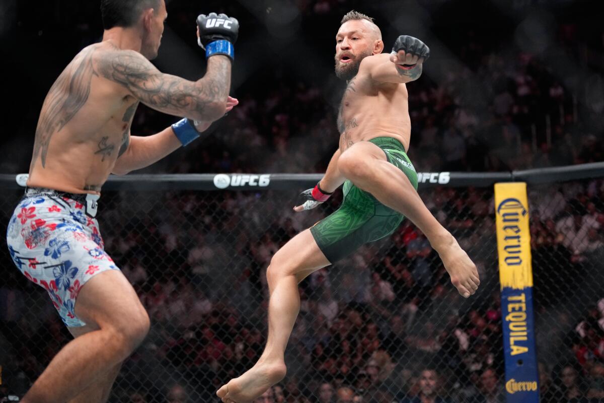 Mánager de McGregor: no tenía lesión de rodilla antes del combate con Max Holloway - Los Angeles Times