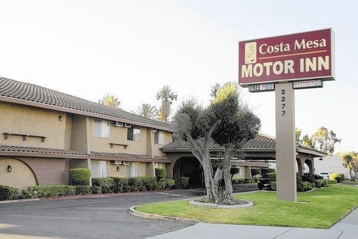 A lawsuit filed by the Kennedy Commission is challenging plans to demolish the Costa Mesa Motor Inn and replace it with 224 luxury apartments.