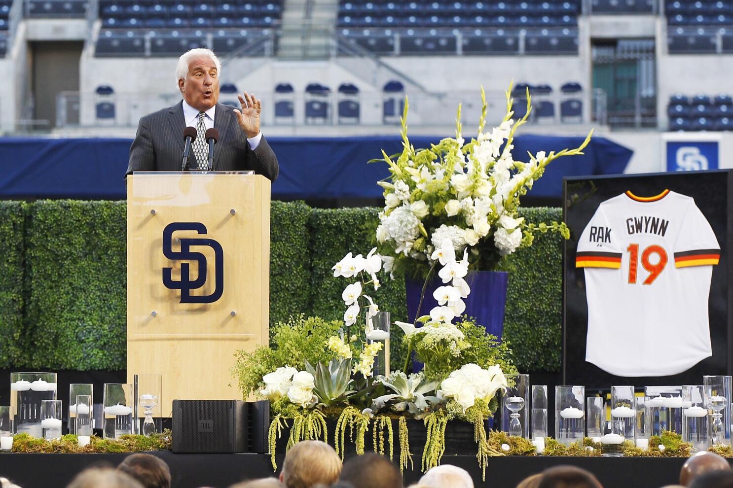 Amazing Grace' for Tony Gwynn: Petco Park Memorial Service - Times of San  Diego