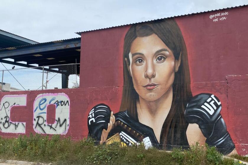 Mural en honor de Alexa Grasso pintado en Tijuana por Mode Orozco el 5 de marzo de 2023.