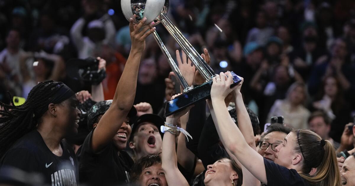 Jonkel Jones lleva a las New York Liberty a su primer campeonato de la WNBA