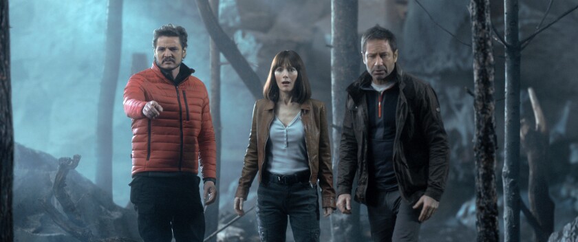 The Bubble' review: Judd Apatow quarantine comedy bursts badly - Los Angeles Times