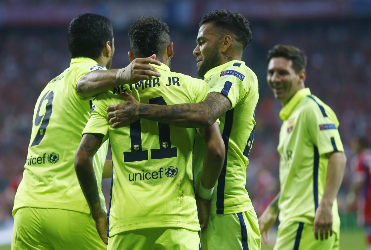El Barcelona está a tres partidos del famoso triplete.