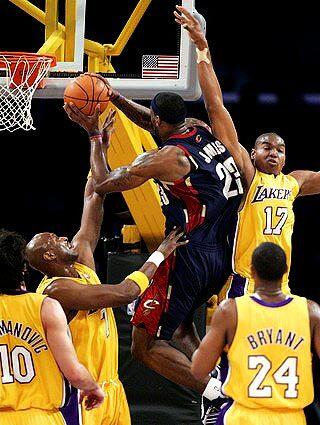 Lakers LeBron James