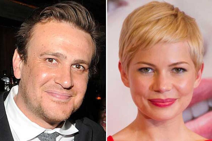 Jason Segel and Michelle Williams have reportedly moved in together in Brooklyn.
