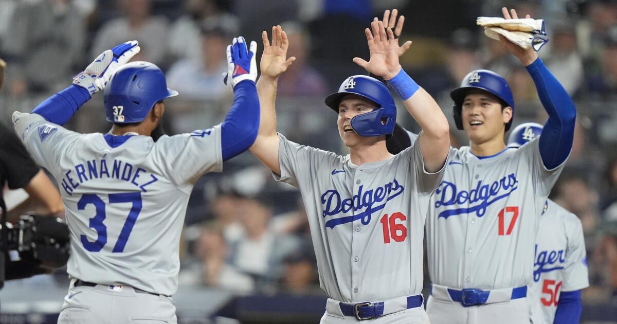 'I like to be in the spotlight.' Teoscar Hernández powers Dodgers to series win over Yankees