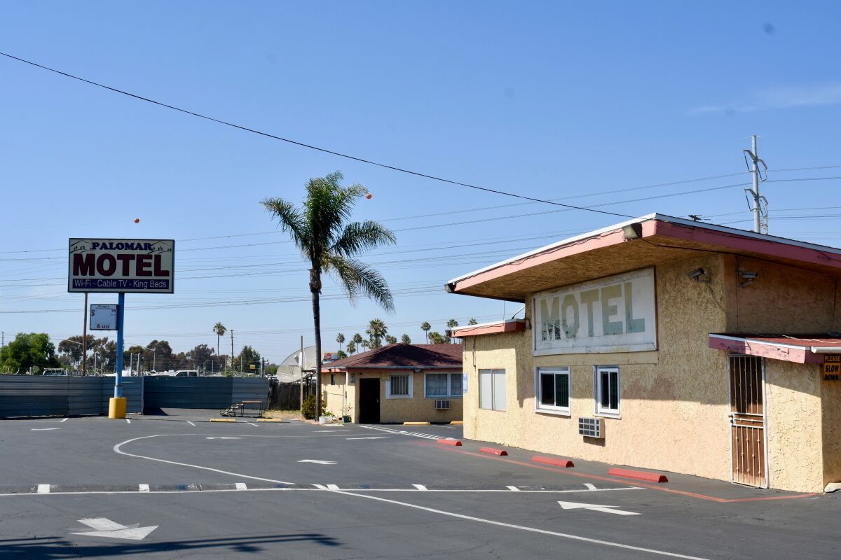 Chula Vista is planning to buy this motel and convert it into housing for homeless people - San Diego Union-Tribune