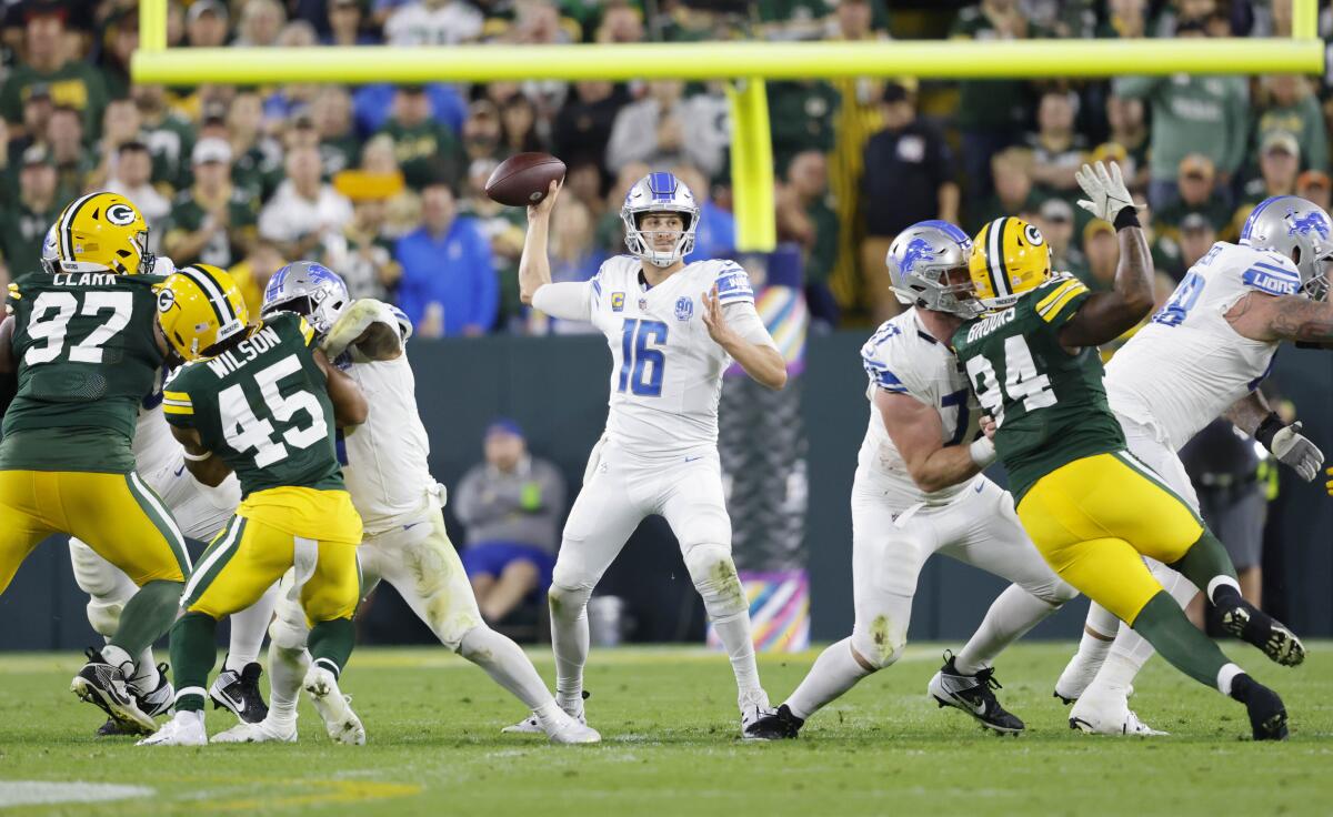 the lions and the packers