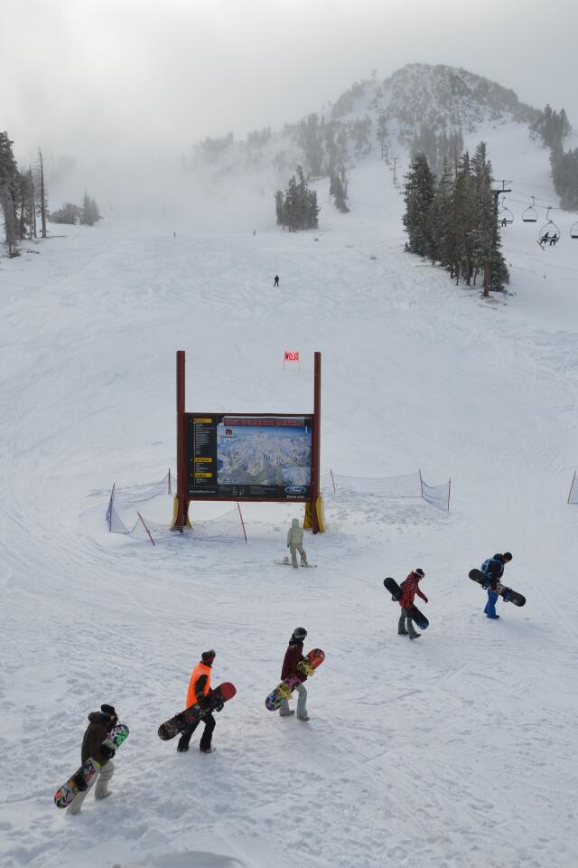 Mammoth Lakes: Fall storm, happy boarders
