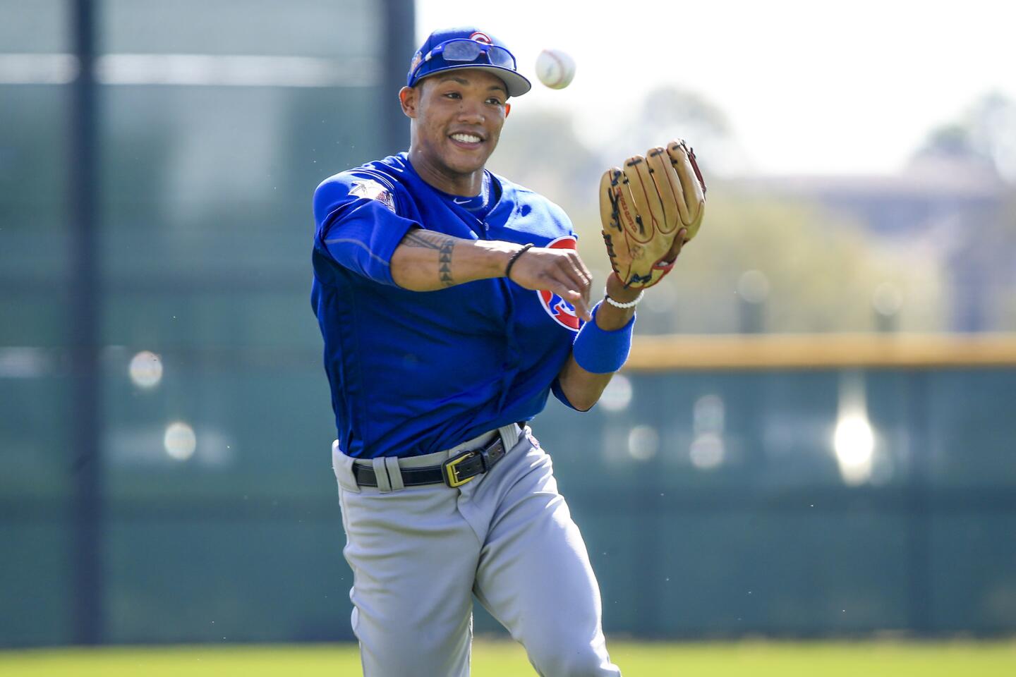 ct-cubs-arrive-at-spring-training-photos-036