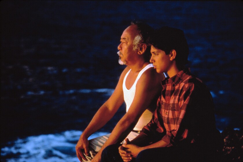 Pat Morita a Ralph Macchio ve filmu "The Karate Kid Part II""The Karate Kid Part II"