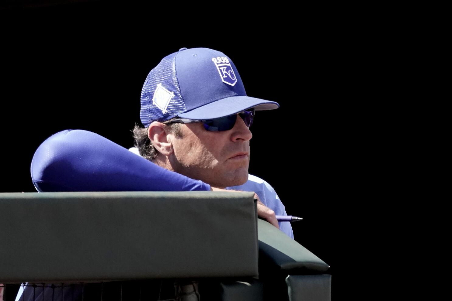 Royals exercise option to keep Matheny through 2023 season