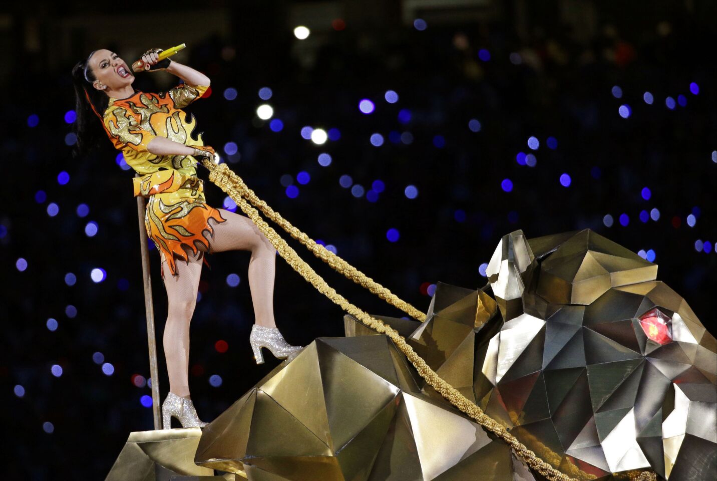 Katy Perry opens halftime of NFL Super Bowl XLIX between the Seattle Seahawks and the New England Patriots with the song "Roar."