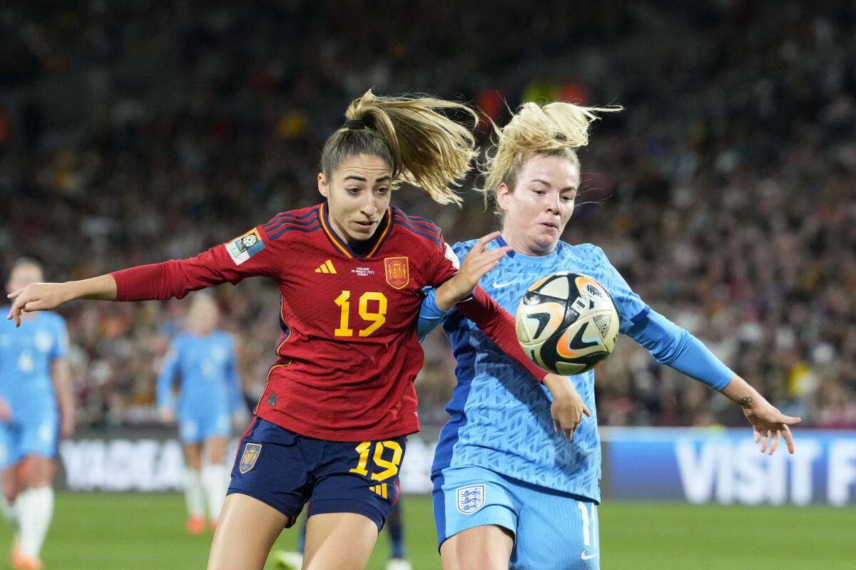 Olga Carmona scored in Spain's 1-0 Women's World Cup win. Then she learned  her father had died - The San Diego Union-Tribune
