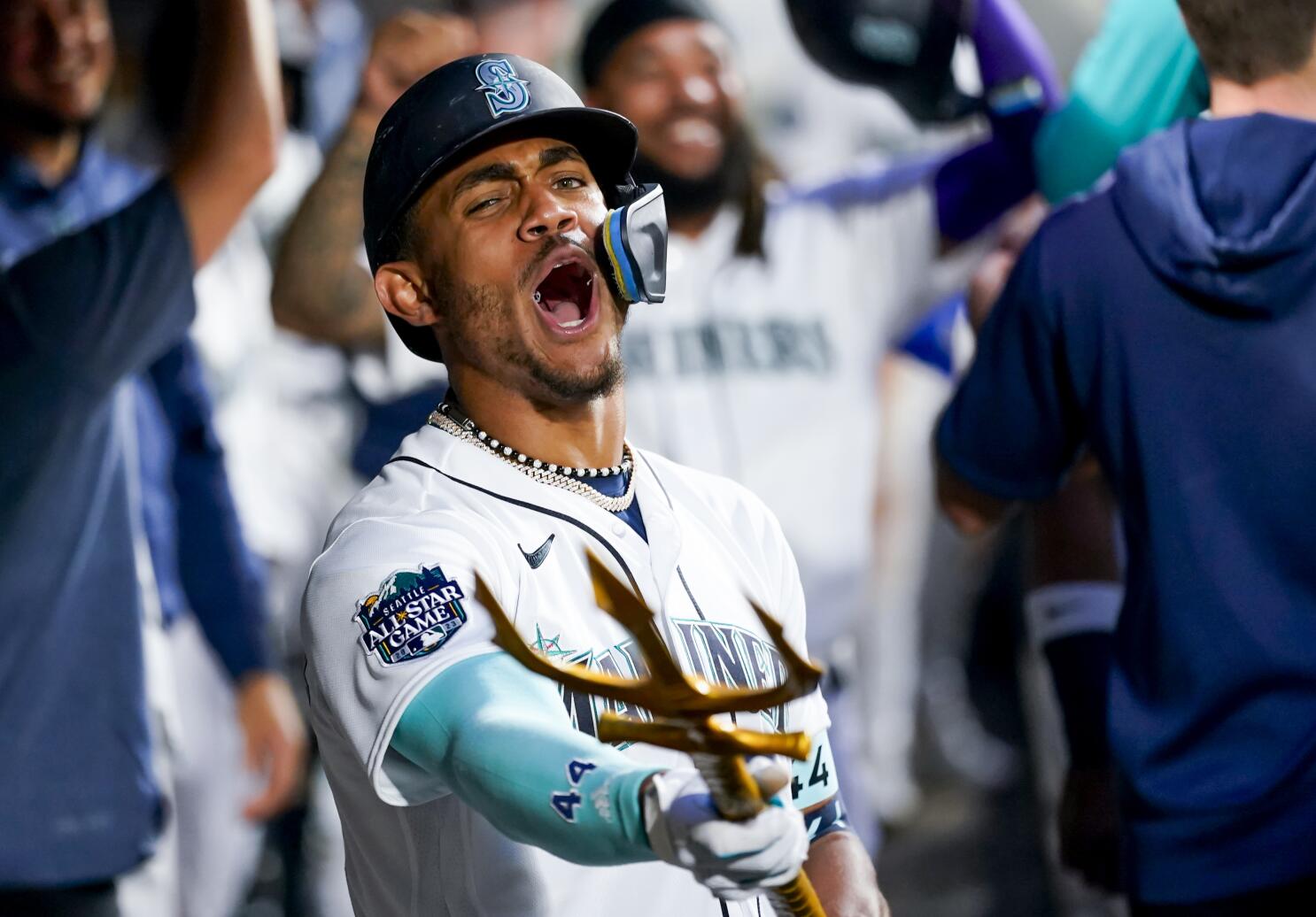 Julio Rodríguez and the Mariners stay red hot with 7-0 win over Oakland -  The San Diego Union-Tribune