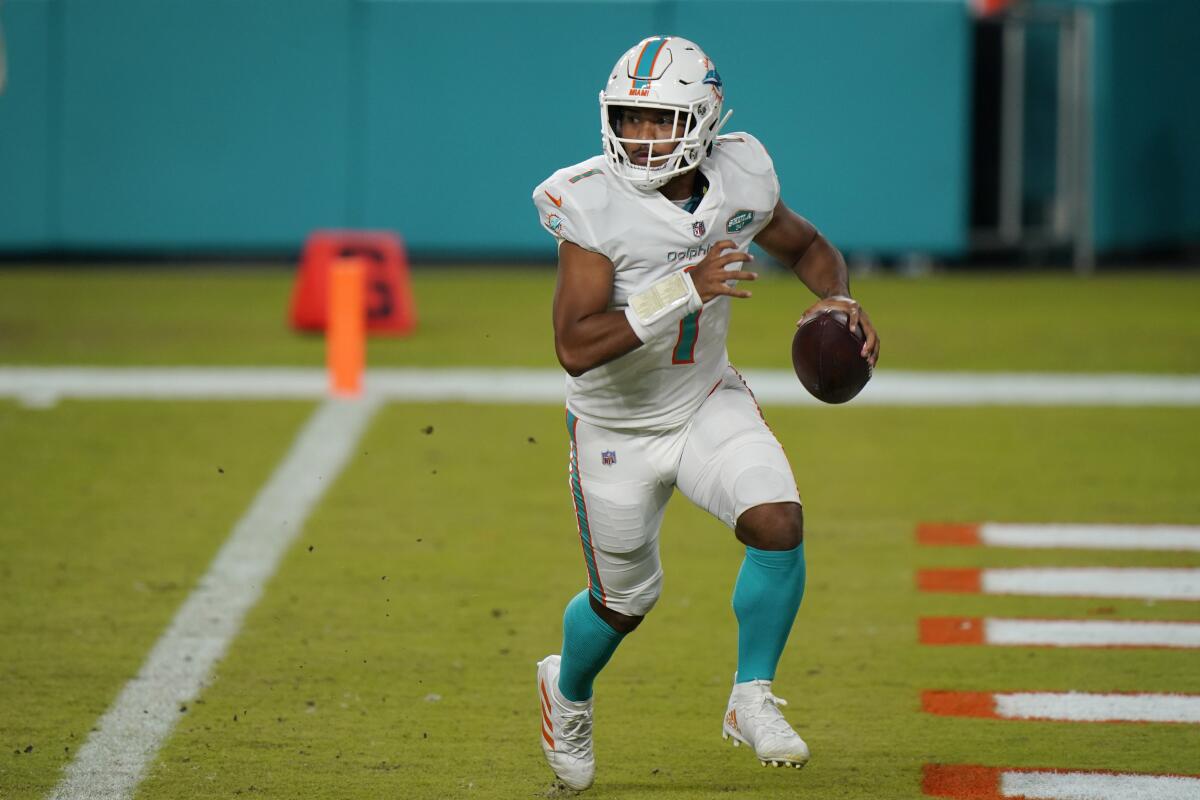 With last year's injuries behind him, Tua Tagovailoa is ready to help  Dolphins take next step - The San Diego Union-Tribune