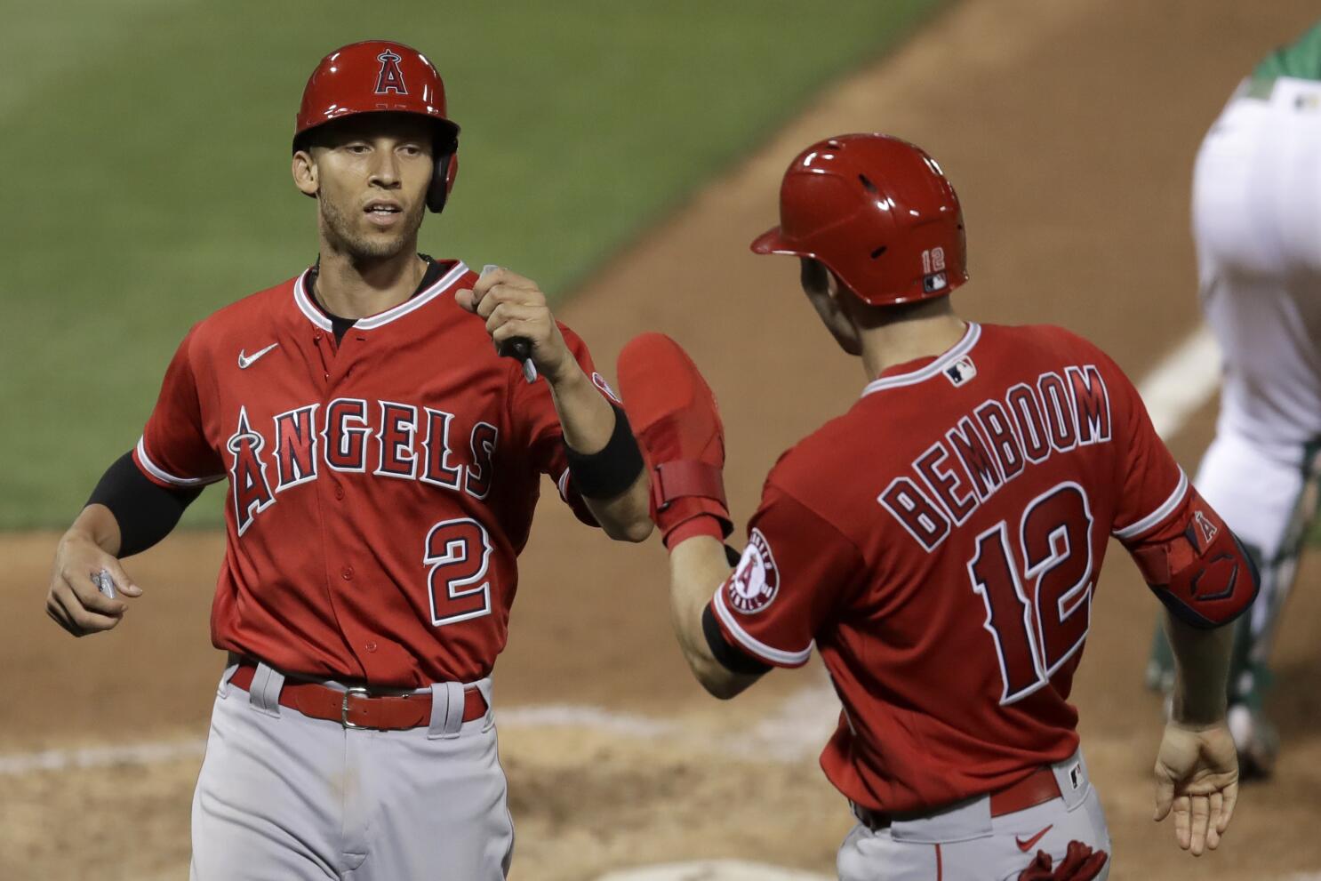What does Andrelton Simmons' future look like, with or without the