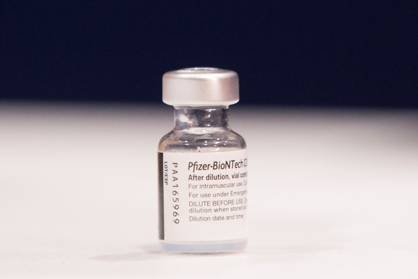 Un estudio concluye que combinar las vacunas de Sinovac y Pfizer es seguro