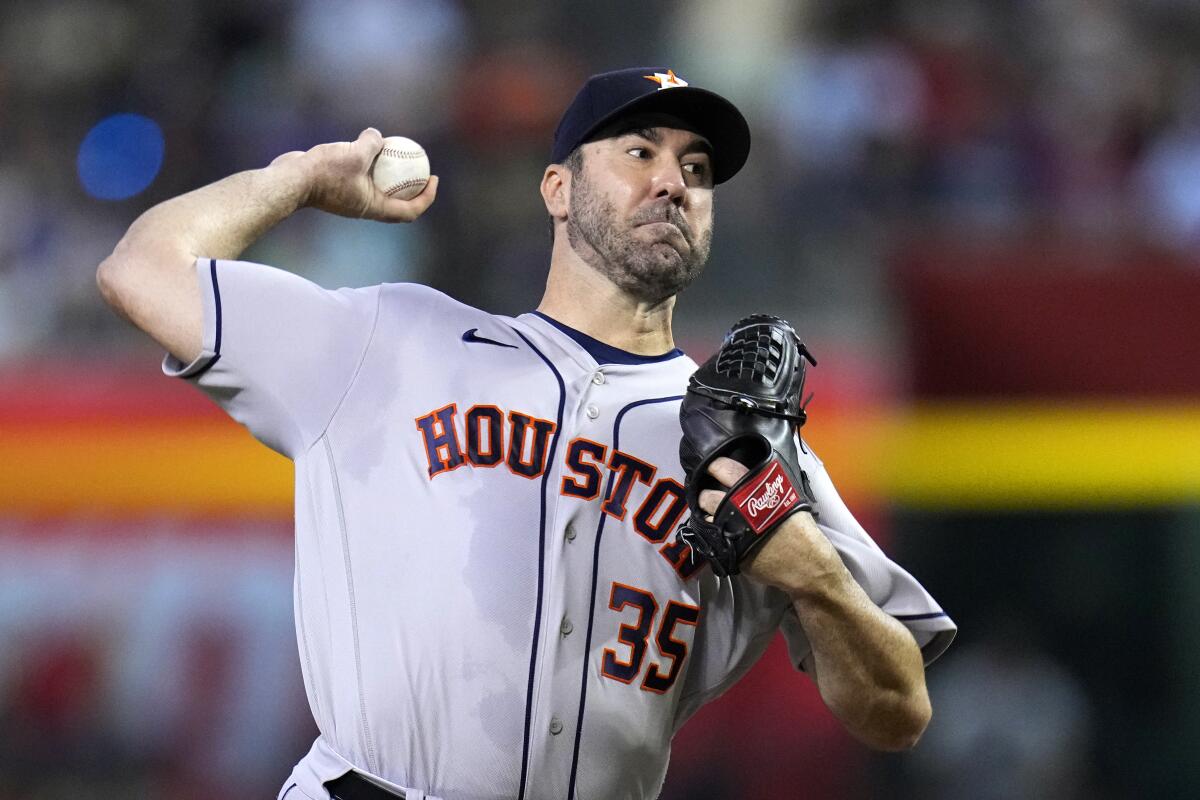 Could the Astros bring back Justin Verlander or land another top