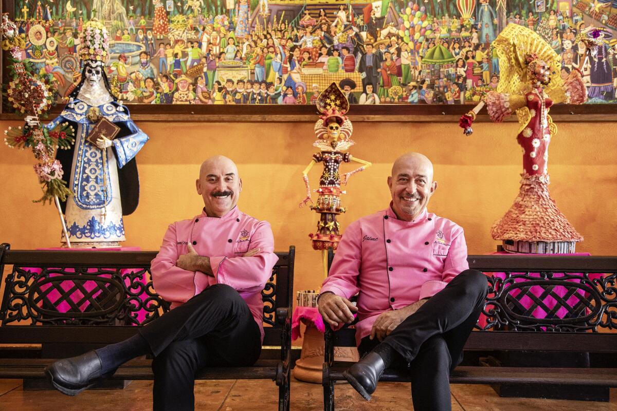 Chefs Ramiro Arvizu and Jaime Martin Del Campo at La Casita Mexicana.