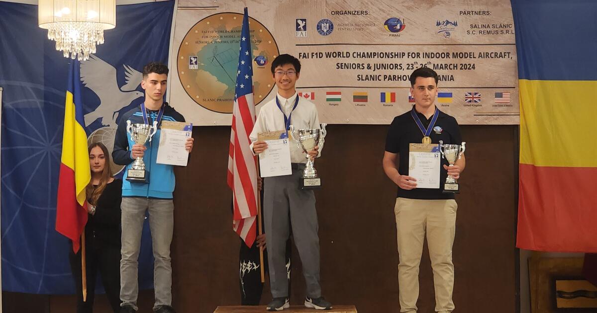 La Jolla High student is crowned world champion in model airplane contest