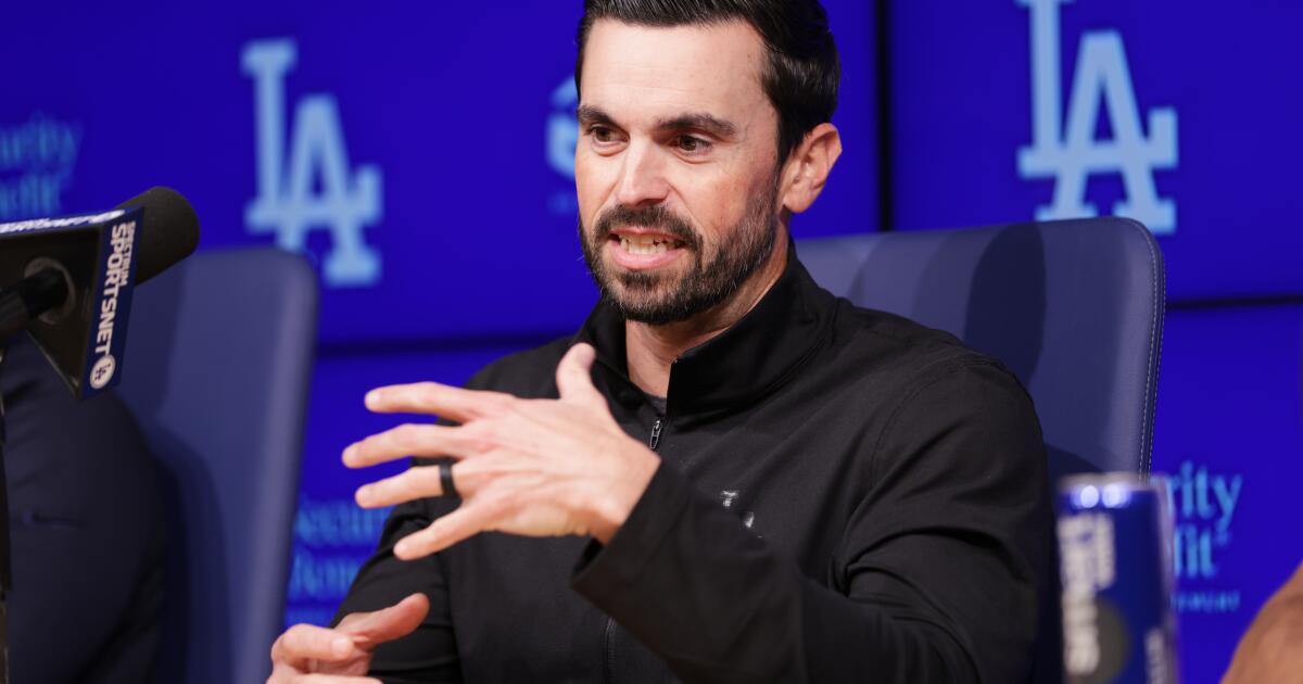 Brandon Gomez responde a comentários de Manny Machado e Bryce Harper sobre gastos