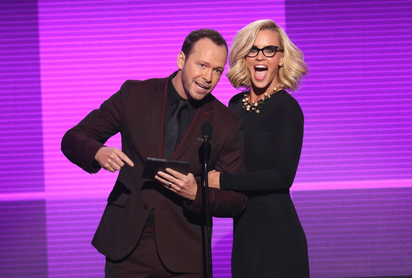 Donnie Wahlberg and Jenny McCarthy present the award for favorite pop/rock album.
