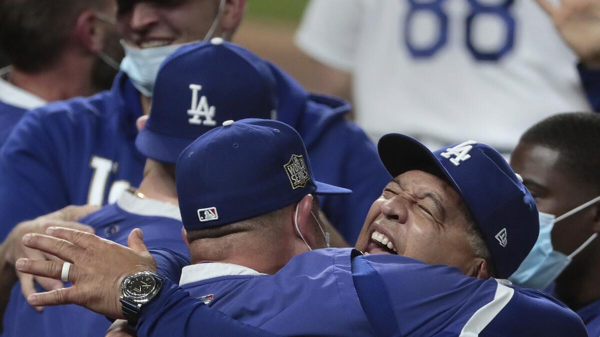 Dodgers Manager Dave Roberts Gets 3-Year Contract Extension, Predicts LA  Will Win World Series – NBC Los Angeles
