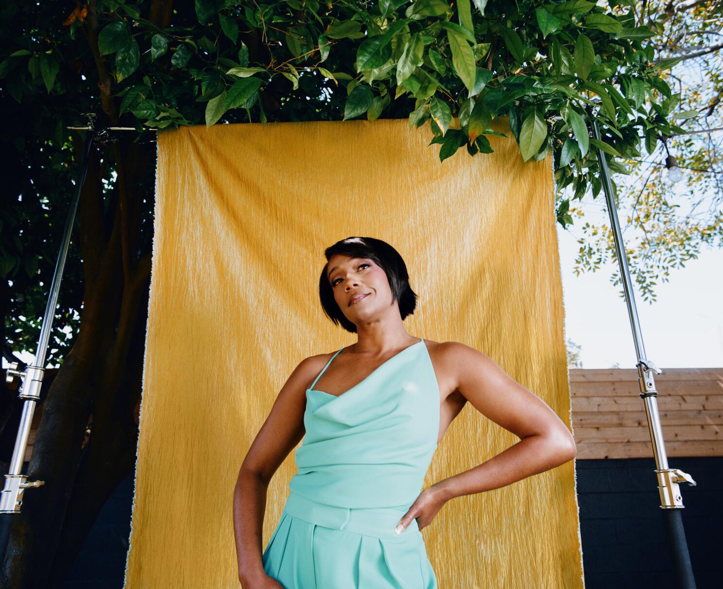 tiffany haddish green dress Australia, I love you. Thanks for having me @sydneycomedyfestival : @emilysudlow Looks: @rebeccavallance