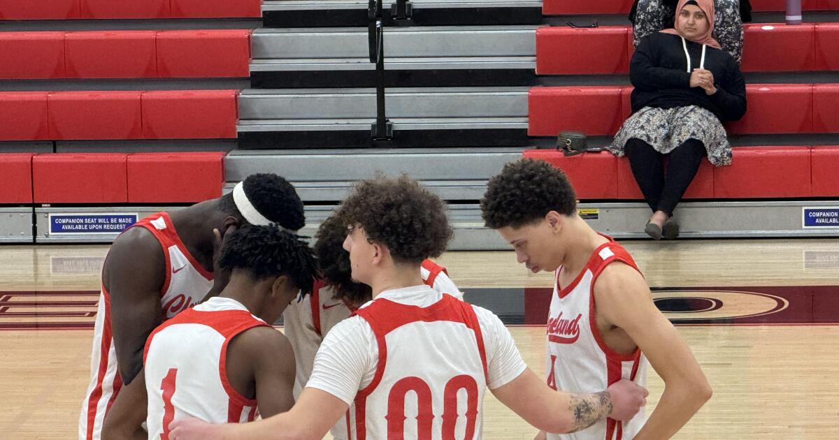 City Section basketball favorites: It’s down to these 3 teams City Section basketball favorites: It’s down to these 3 teams