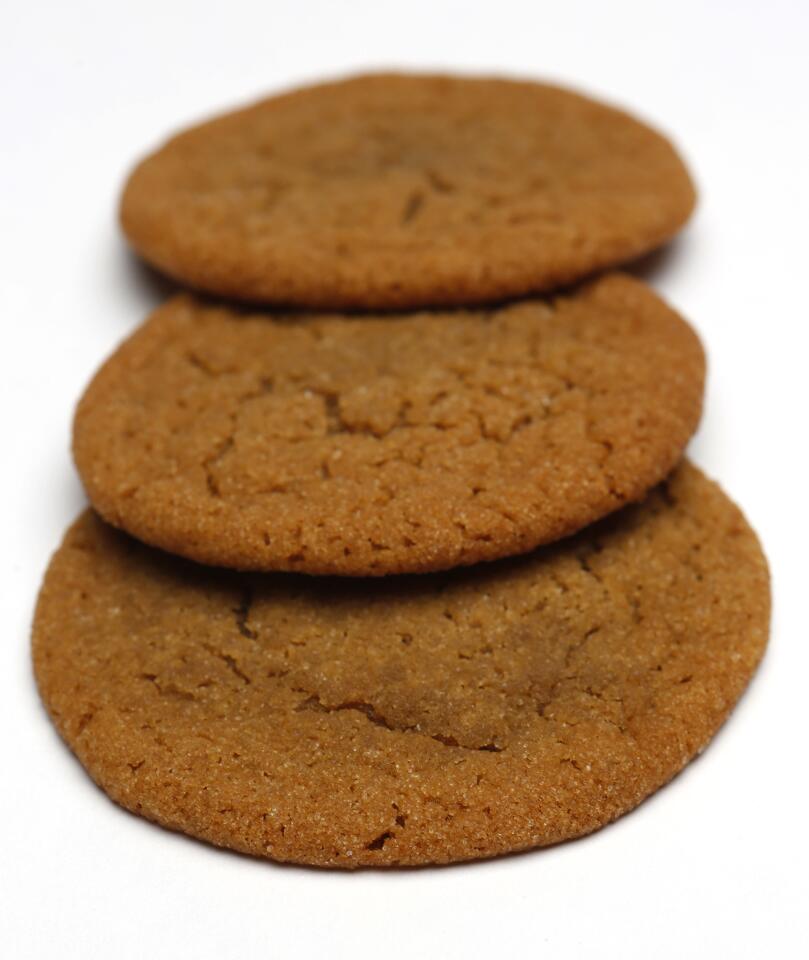 Boppsie's molasses cookies