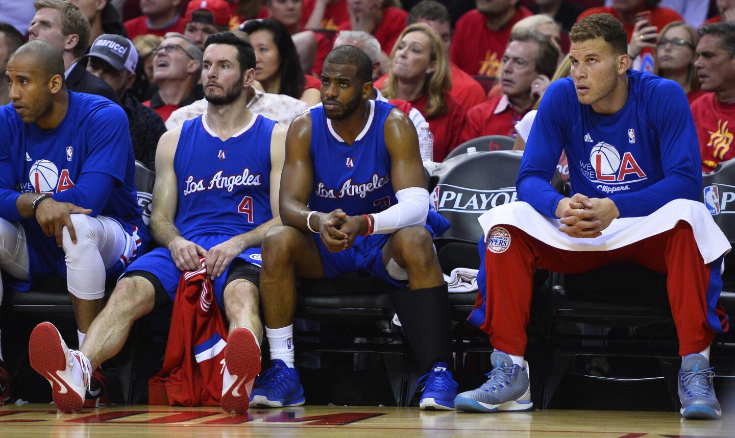 Clippers bench