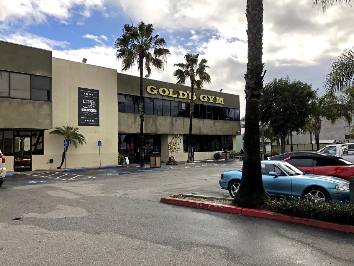 Gold's Gym on Hampton Drive in Venice closed, hoping to reopen in two weeks.