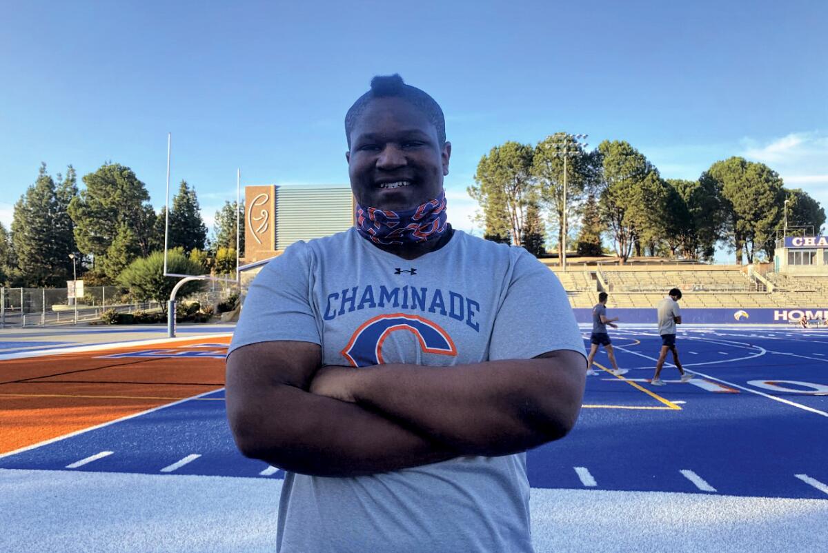 Defensive lineman TJ Ford of Chaminade 