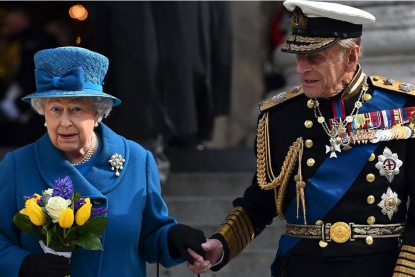 En una imagen tomada el 13 de marzo de 2015, la reina Isabel II y el príncipe Felipe, duque de Edimburgo. Foto: Archivo.